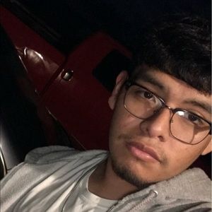 Meet your Posher, Cris